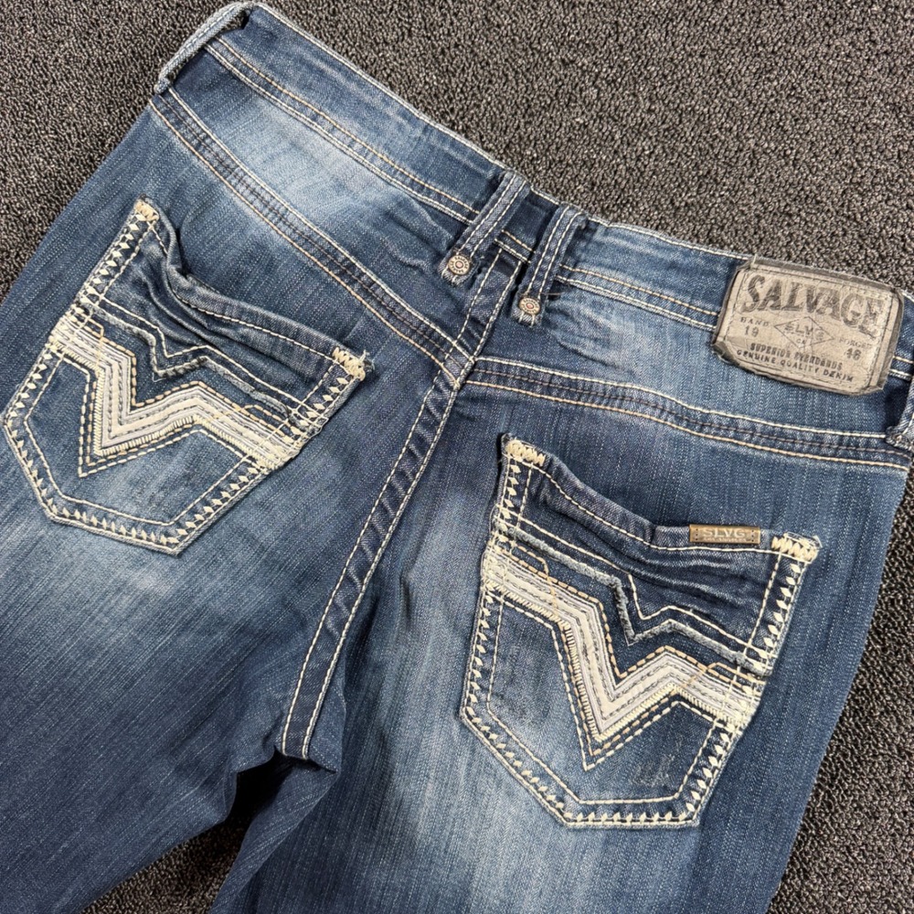 Salvage Supply Co. Mayhem  Regular Bootcut Jeans Men's 31R Med Wash Embroidered